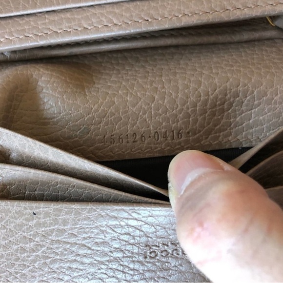 Gucci Marmont Card Case Wallet. - Picture 8 of 11